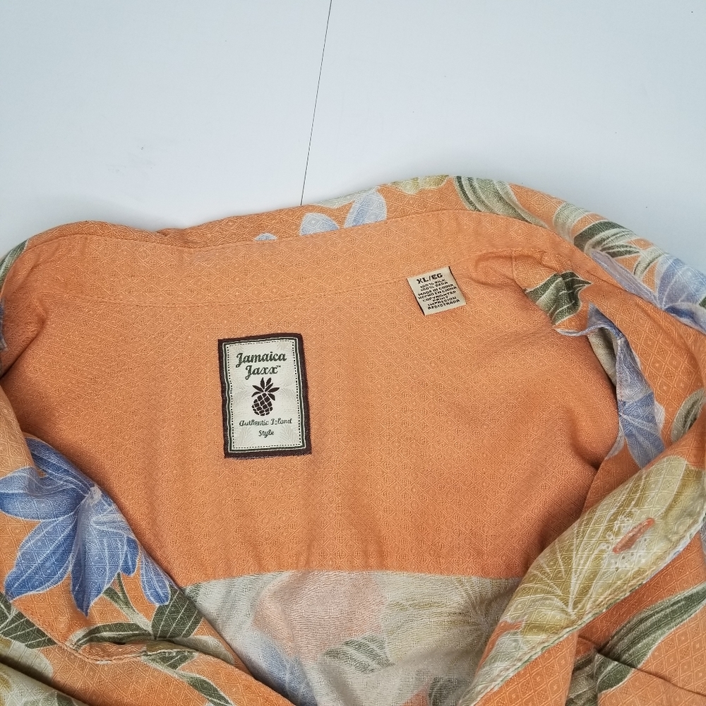Jamaica Jaxx Silk Hawaiian Button Down Shirt - Picture 5 of 7